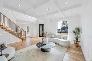 14 Eve Ln, Levittown, NY 11756 - Photo 13