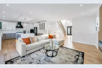 14 Eve Lane, Levittown, NY 11756 - Photo 11