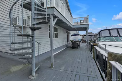 134 W Lido Promenade, Lindenhurst, NY 11757 - Photo 27