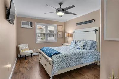 134 W Lido Promenade, Lindenhurst, NY 11757 - Photo 9