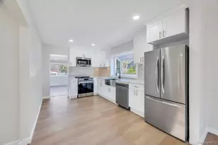 27 Landscape Dr, Wheatley Heights, NY 11798 - Photo 5