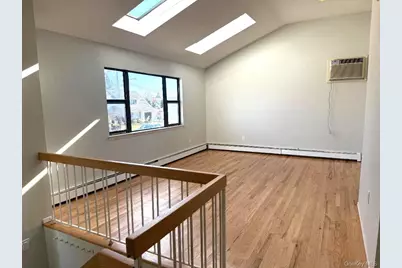 3 Midwood Avenue, Farmingdale, NY 11735 - Photo 3