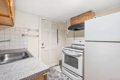 120-38 Inwood Street, Jamaica, NY 11436 - Photo 15