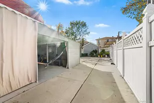 120-38 Inwood St, Jamaica, NY 11436 - Photo 25