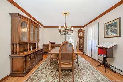 43 Farm Road N, Wading River, NY 11792 - Photo 5