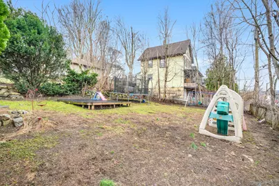 1619 Lincoln Terrace, Peekskill, NY 10566 - Photo 21