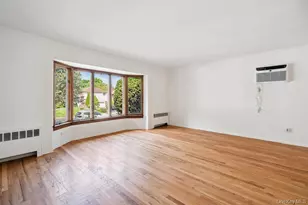 72 Winthrop Rd, Plainview, NY 11803 - Photo 7