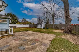 11 Lawrence Rd, Deer Park, NY 11729 - Photo 15