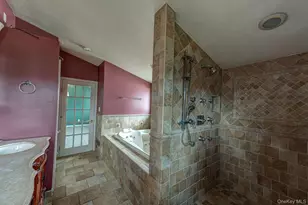 11 Lawrence Rd, Deer Park, NY 11729 - Photo 11