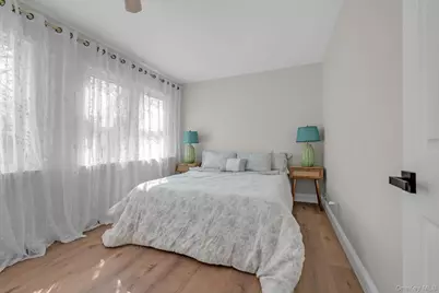 31 Walters Avenue, Syosset, NY 11791 - Photo 15