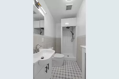 31 Walters Avenue, Syosset, NY 11791 - Photo 23