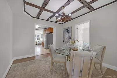 31 Walters Avenue, Syosset, NY 11791 - Photo 7