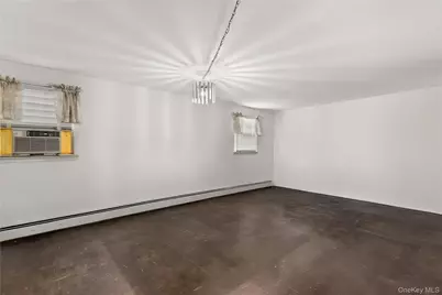 14 Cumberland Street, West Babylon, NY 11704 - Photo 11