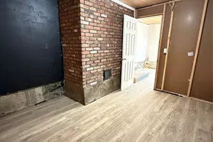 238 Wiley St, Brentwood, NY 11717 - Photo 11