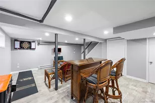 26 Bedell Pl, Amityville, NY 11701 - Photo 21