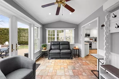 26 Bedell Place, Amityville, NY 11701 - Photo 17