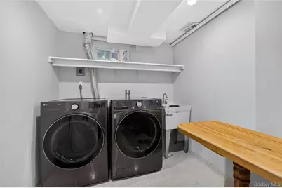 21 Roosevelt Drive, East Norwich, NY 11732 - Photo 25