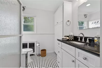 21 Roosevelt Drive, East Norwich, NY 11732 - Photo 21