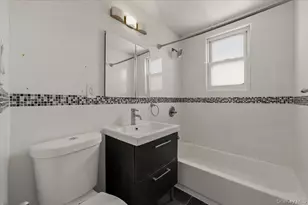 89-23 Vanderveer St, Queens Village, NY 11427 - Photo 9