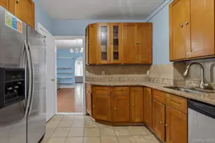 89-23 Vanderveer St, Queens Village, NY 11427 - Photo 7