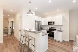 209 Romar Ct, West Babylon, NY 11704 - Photo 9