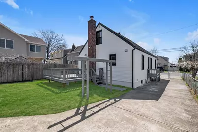 1568 Madison Street, Elmont, NY 11003 - Photo 21