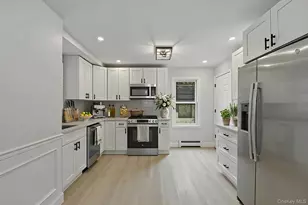 424 Thieriot Ave, Bronx, NY 10473 - Photo 5