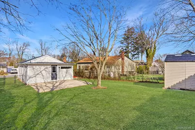 27 Vine Road, Rocky Point, NY 11778 - Photo 17