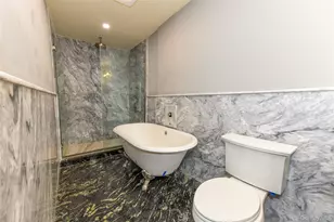 4563 Decatur Pl, Island Park, NY 11558 - Photo 33