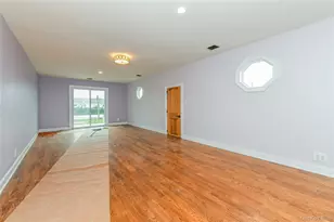 4563 Decatur Pl, Island Park, NY 11558 - Photo 37