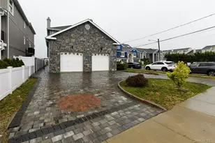 4563 Decatur Pl, Island Park, NY 11558 - Photo 3