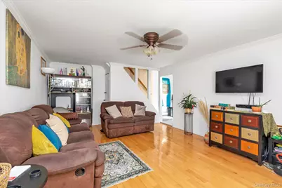 103 Oakley Avenue, Elmont, NY 11003 - Photo 3