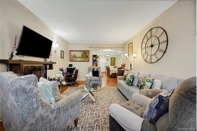 2166 Bronx Park E #1F, Bronx, NY 10462 - Photo 3