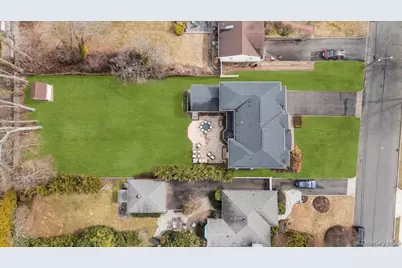 42 Meadowbrook Road, Syosset, NY 11791 - Photo 37