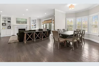 42 Meadowbrook Road, Syosset, NY 11791 - Photo 7