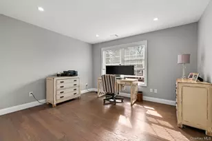 42 Meadowbrook Rd, Syosset, NY 11791 - Photo 25