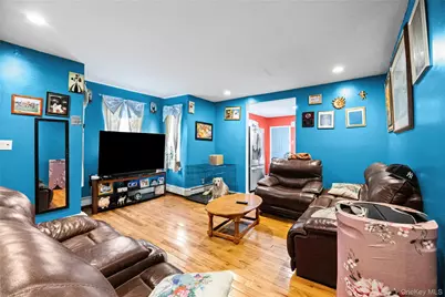 34 Mervin Street, Inwood, NY 11096 - Photo 19