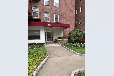611 Palmer Road #20, Yonkers, NY 10701 - Photo 1