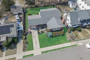 120-44 194th St, Saint Albans, NY 11412 - Photo 41