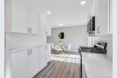 10 Continental Drive, Port Jefferson Station, NY 11776 - Photo 11