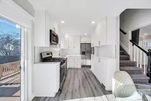 10 Continental Dr, Port Jefferson Station, NY 11776 - Photo 9