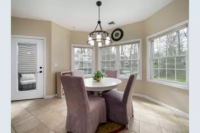 6 Park Avenue, Valley Cottage, NY 10989 - Photo 11