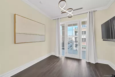 5000 Royal Court #5114, North Hills, NY 11040 - Photo 19