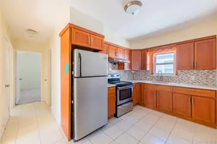 61-24 228th St, Oakland Gardens, NY 11364 - Photo 11