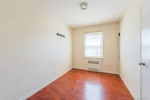 61-24 228th St, Oakland Gardens, NY 11364 - Photo 15