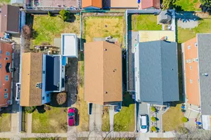 61-24 228th St, Oakland Gardens, NY 11364 - Photo 31