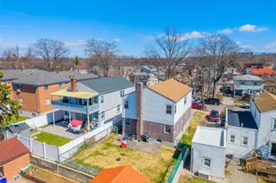 61-24 228th St, Oakland Gardens, NY 11364 - Photo 33