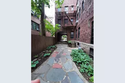 1 Hillside Avenue #1A, Great Neck, NY 11021 - Photo 27