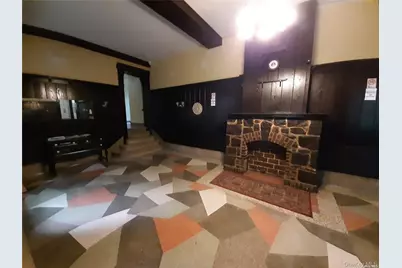 1 Hillside Avenue #1A, Great Neck, NY 11021 - Photo 25