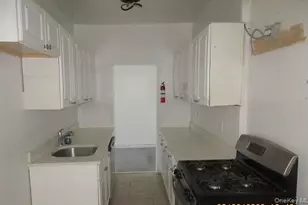 2081 Cruger Ave, Bronx, NY 10462 - Photo 7